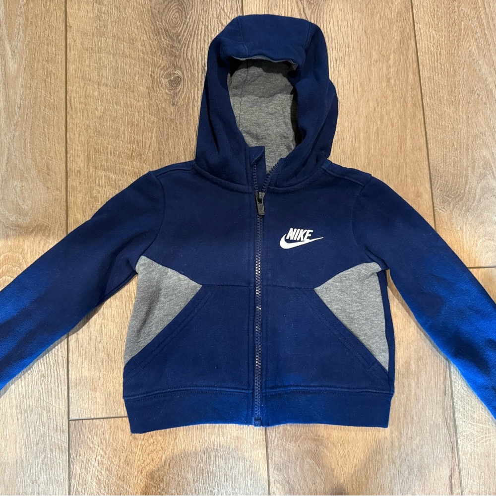 Nike Toddler Navy and Gray Hoodie 2T